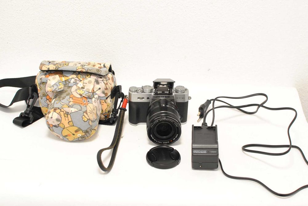 Fujifilm X-T30  Aparat Foto Mirrorless Kit cu Obiectiv XF 18-55mm