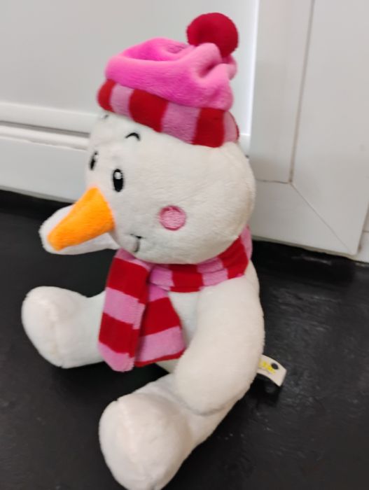 Плюшена играчка Снежко