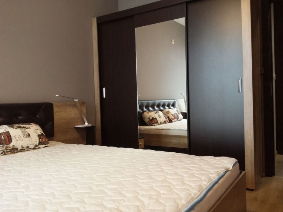 Дава се под наем Двустаен апартамент в Пловдив, Кючук Париж - 68 кв.м за 433.5 € - Снимка #1