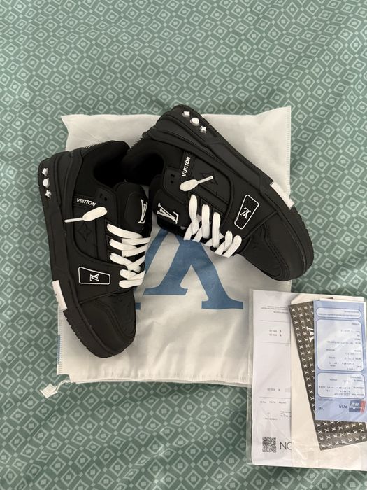 lv trainer negru