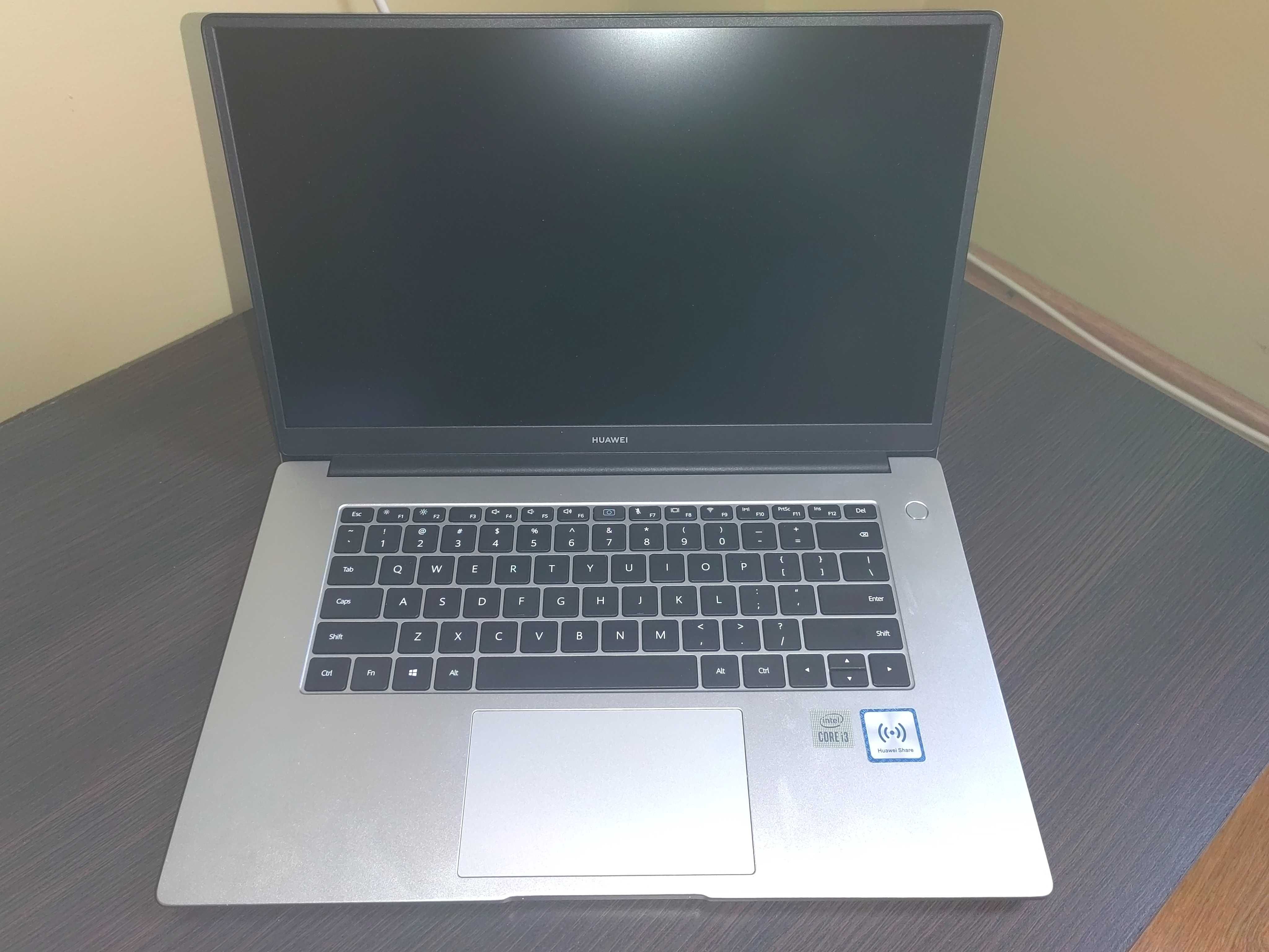 Laptop HUAWEI MateBook D15, 2021, Windows 11 Home, Ghiozdan Gratis