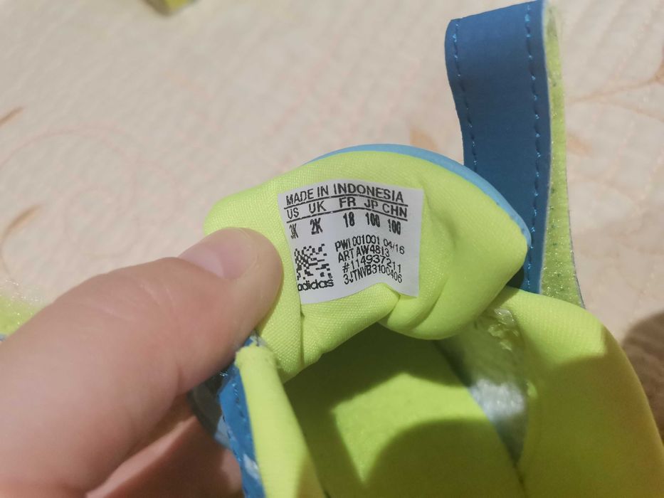 Adidași Adidas nr 18