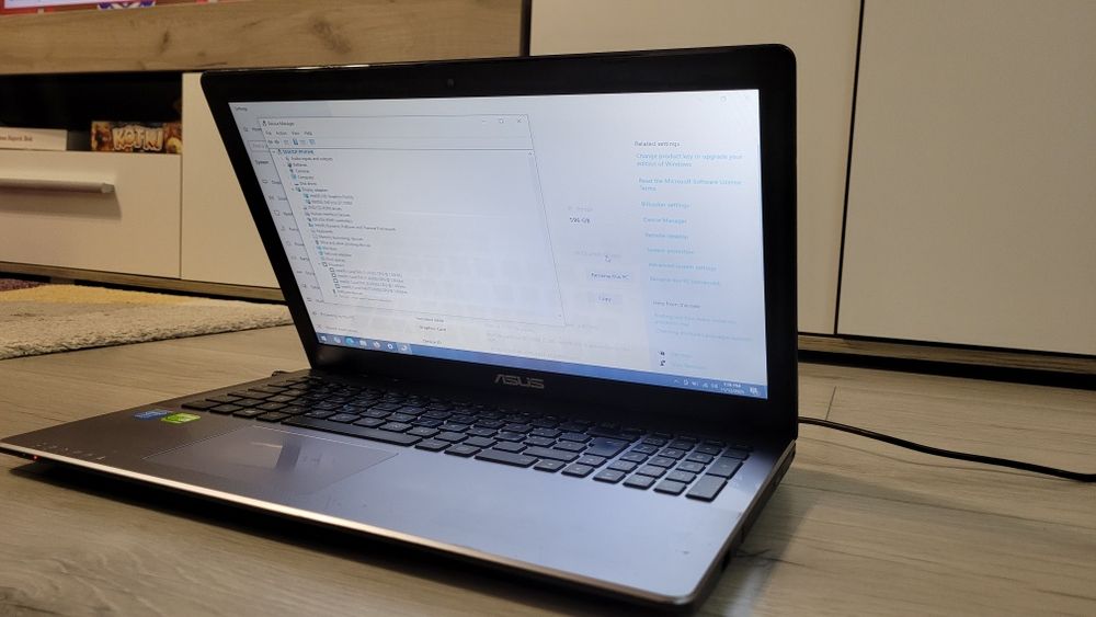 Laptop Asus X550L i74500u 1.8 GHz / 8 GB / 640 GB / GT 720M