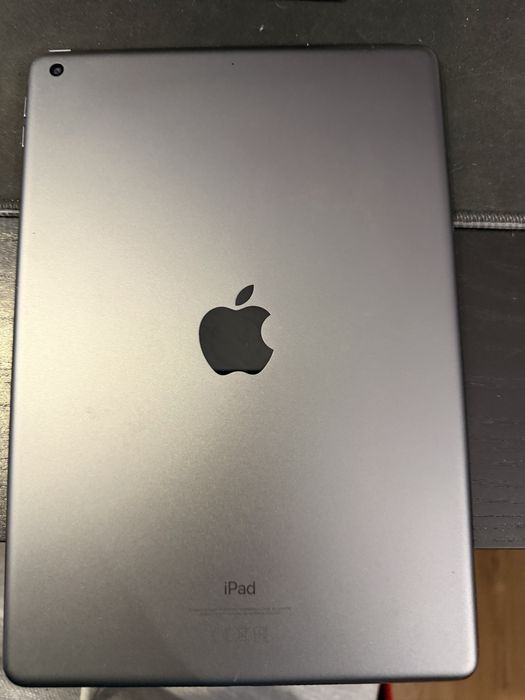 Apple iPad 10.2 (2019) 7th gen 7 32GB