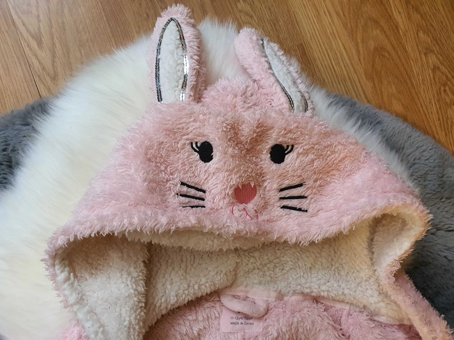 Pijama roz intreaga fete forma iepuras mar. 152 cm