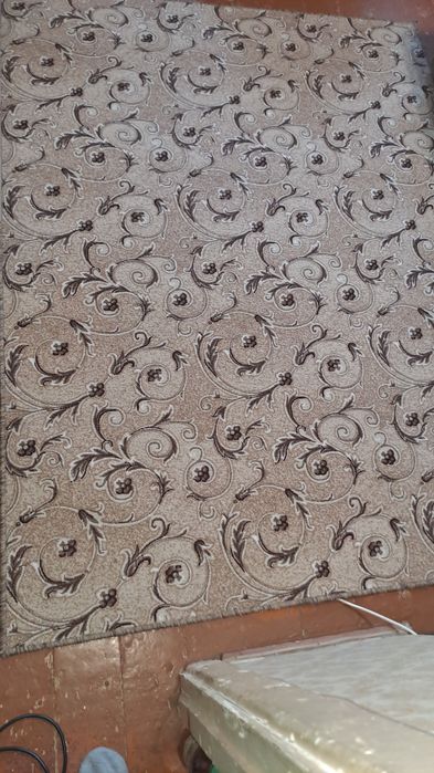 Продам палас 1,5×2 метра