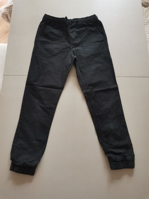 нови Дънки за момче на H&M 9год  Reserved  158 см
