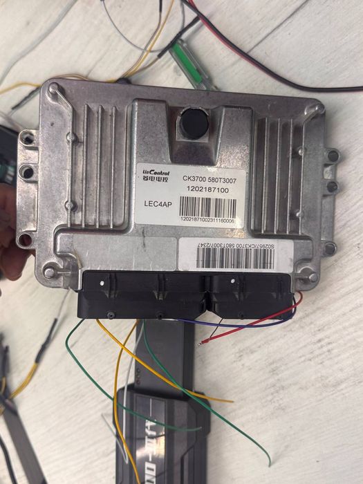 Продам ЭБУ, компьютер автомобиля.