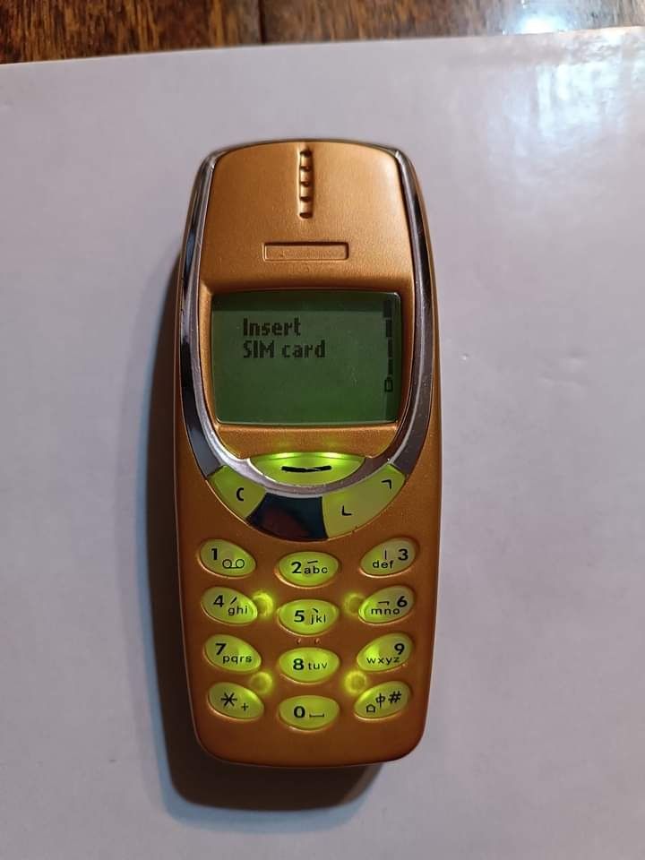 Продавам Nokia 3310 Уникат перфектно състояние почти  ново  редак