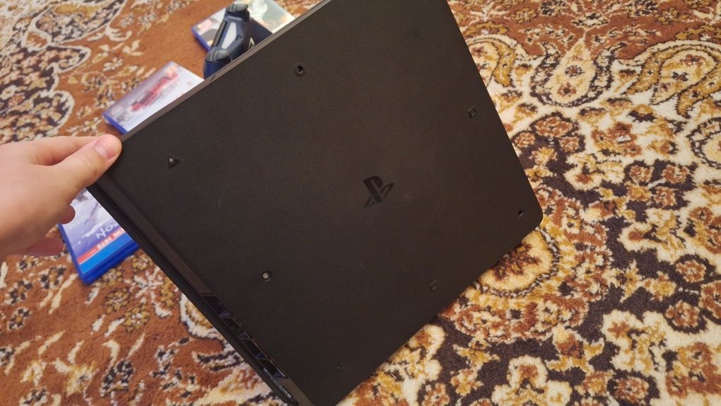 Playstation 4 Slim 500 GB