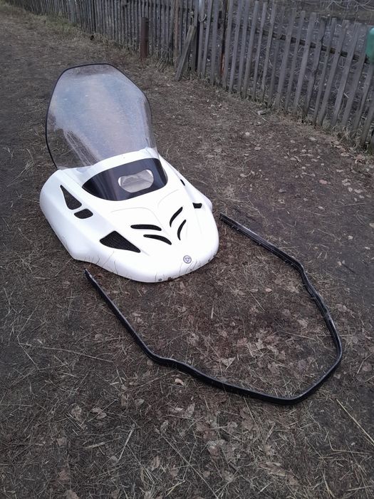 Капот снегохода тайга