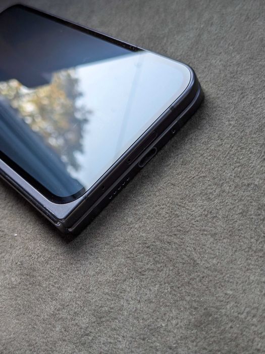 Черен (Obsidian) Google Pixel 9 Pro Fold 512GB