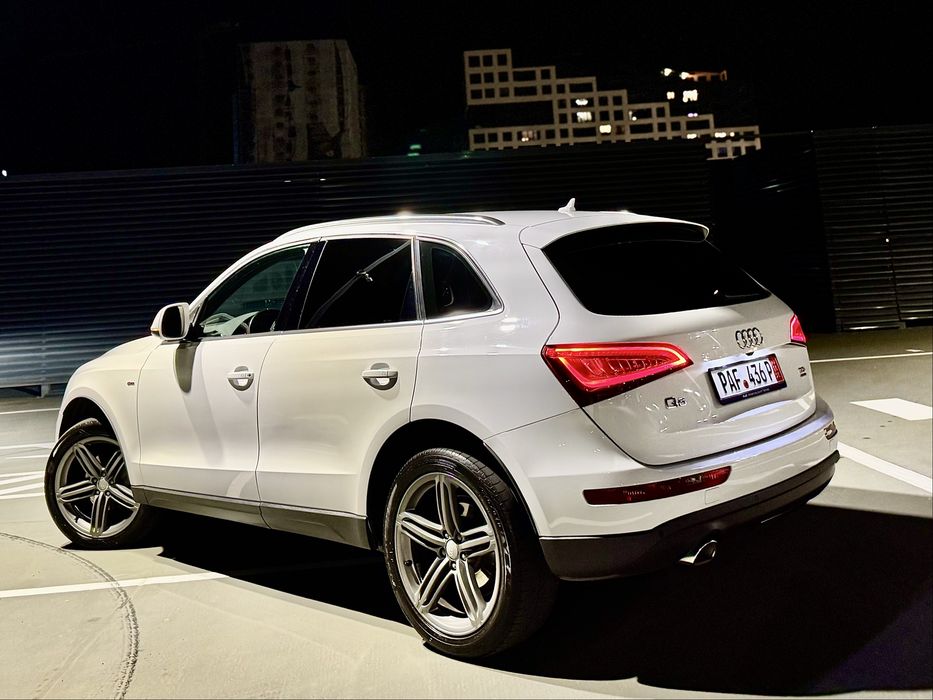Audi Q5 S-Line•Facelift•Quattro•2.0 Diesel Ultra•euro6•190 cai•Full•