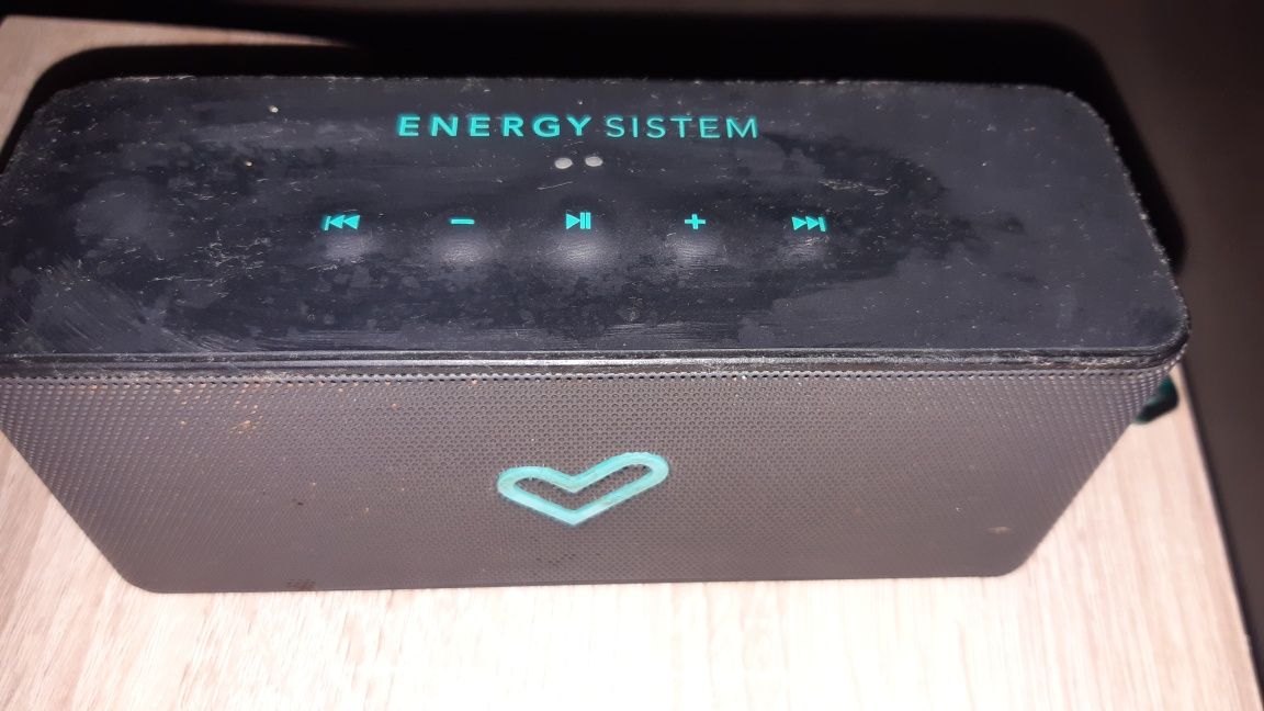 Boxa portabila energy sistem