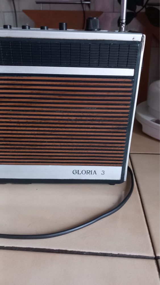 Radio gloria 3 vintage