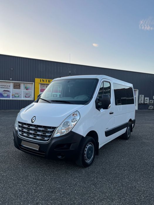 Renault Master 8+1 locuri 2.3 diesel 125 cp