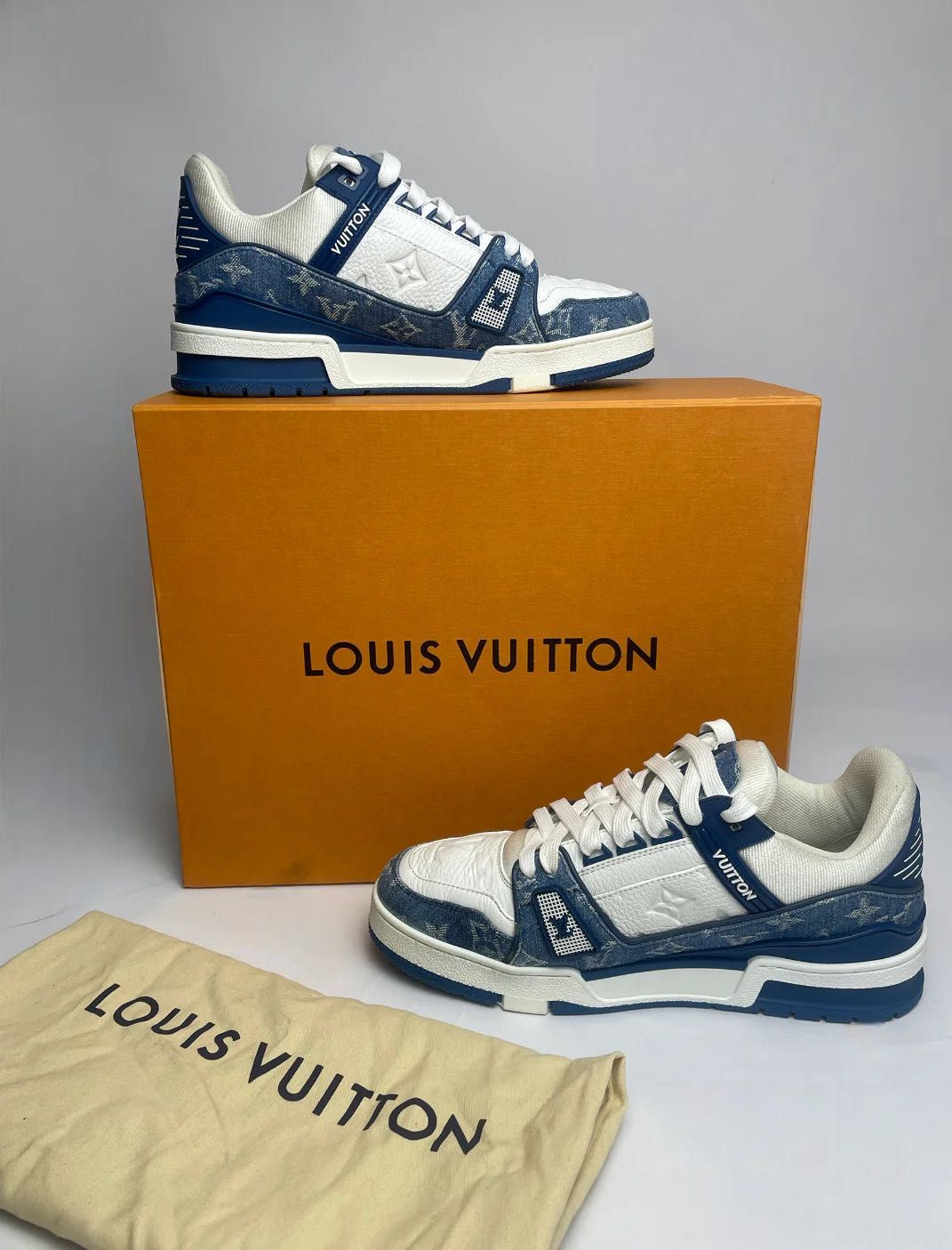 Lv trainers        .