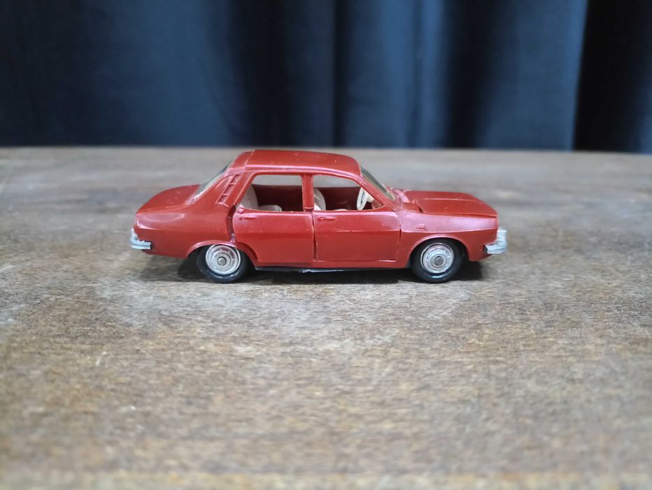 Norev 1:43, Renault 12 (plastic)