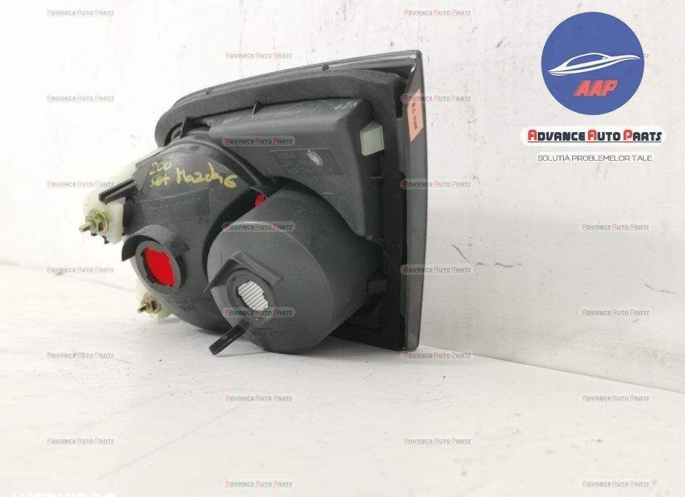 Stop stanga haion original in stare buna Mazda  6 GG [2002 - 2005]