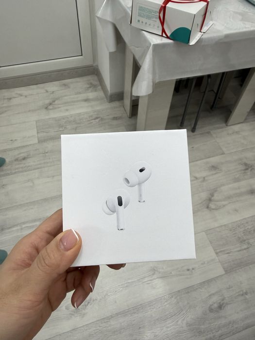 Продам наушники Airpods pro 2
