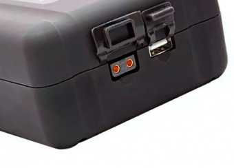 Acumulator profesional DS-95SI cu incărcător încorporat BaterieV-Mount