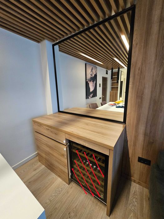 Vand comoda living - mobila cu oglinda PAL