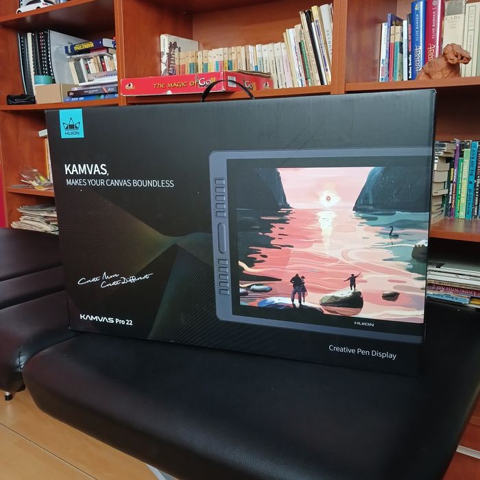 Tableta Grafica LCD Huion Kamvas Pro pen 22 . 48x27 cm . 55 cm diag
