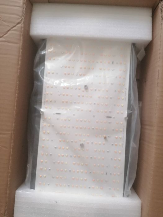 Led grow lamps cu controler si Uv