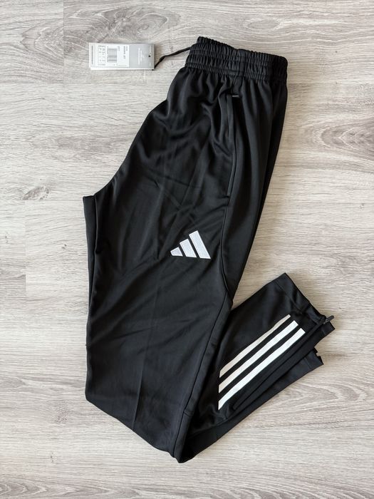 Adidas / Liverpool , Адидас / Ливърпул екип