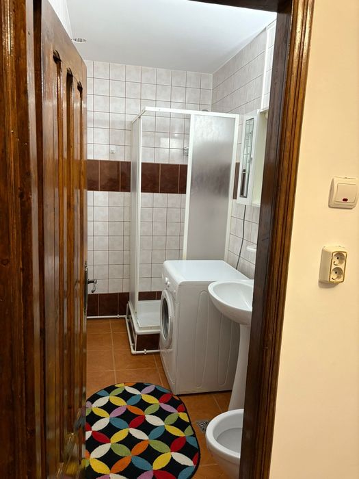 Garsonieră de închiriat