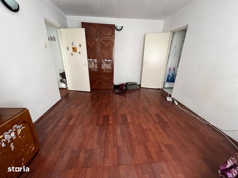 Apartament 3 camere – de vânzare, Astra