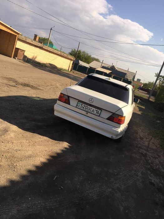 Продам мерседес w124