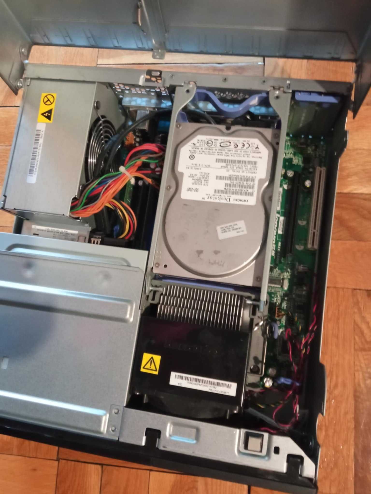Настолен компютър Lenovo