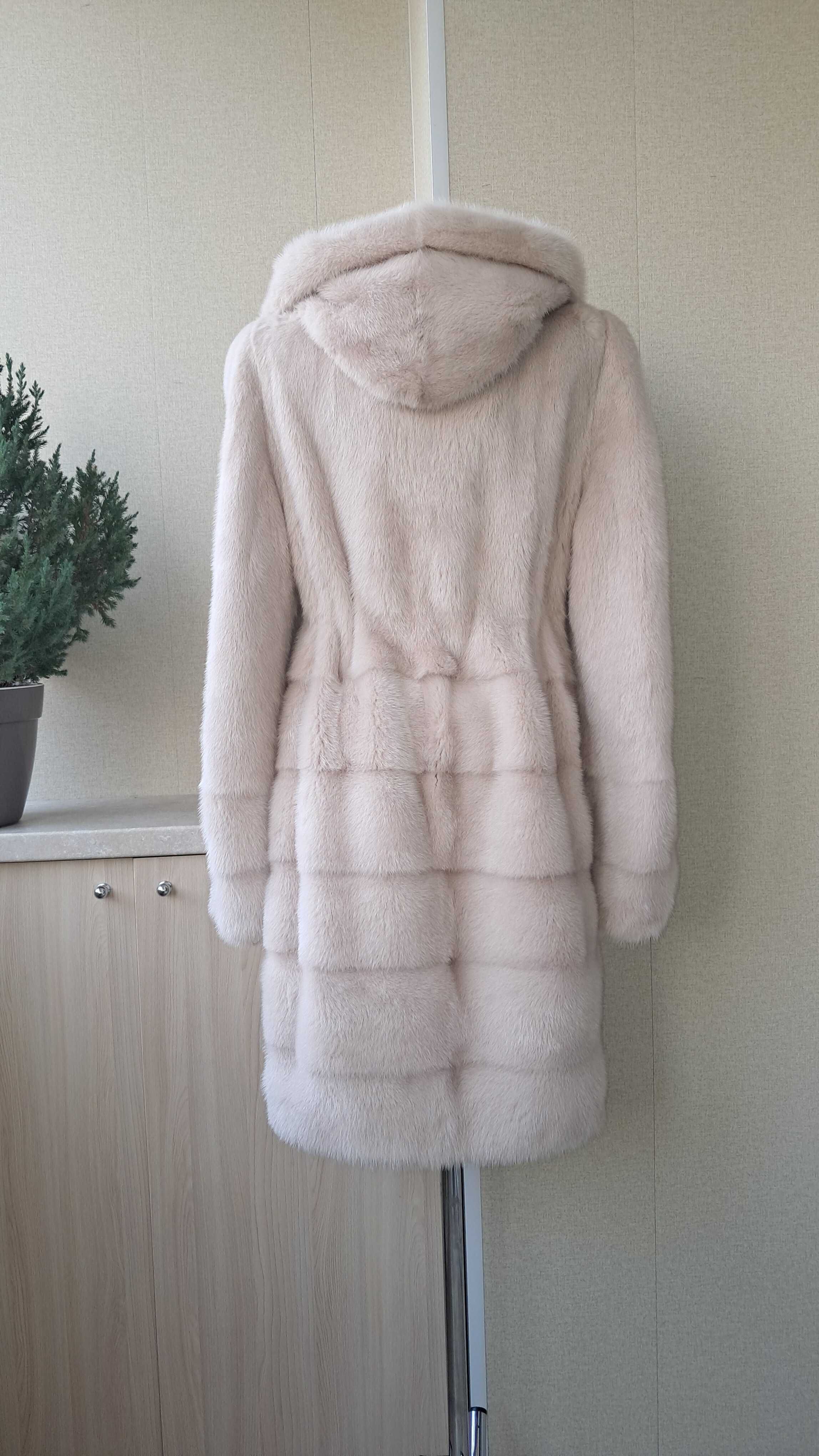 Haina vizon blana naturala , Haină de nurcă , culoare Ivory