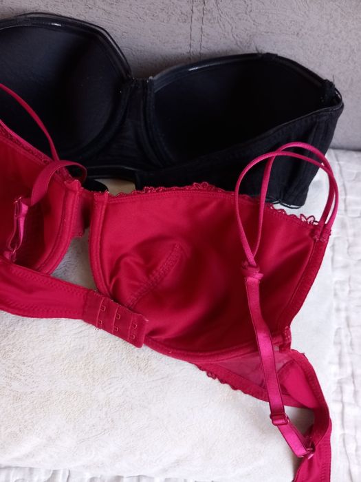 Set 2 sutiene marimea 80 C