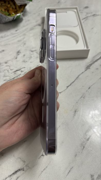 Продам Iphone 14 pro max