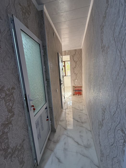 Срочно!Продаётся квартира под офис в кирпичном доме.