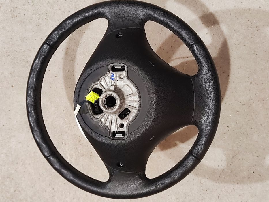 Волан за BMW F30 с airbag