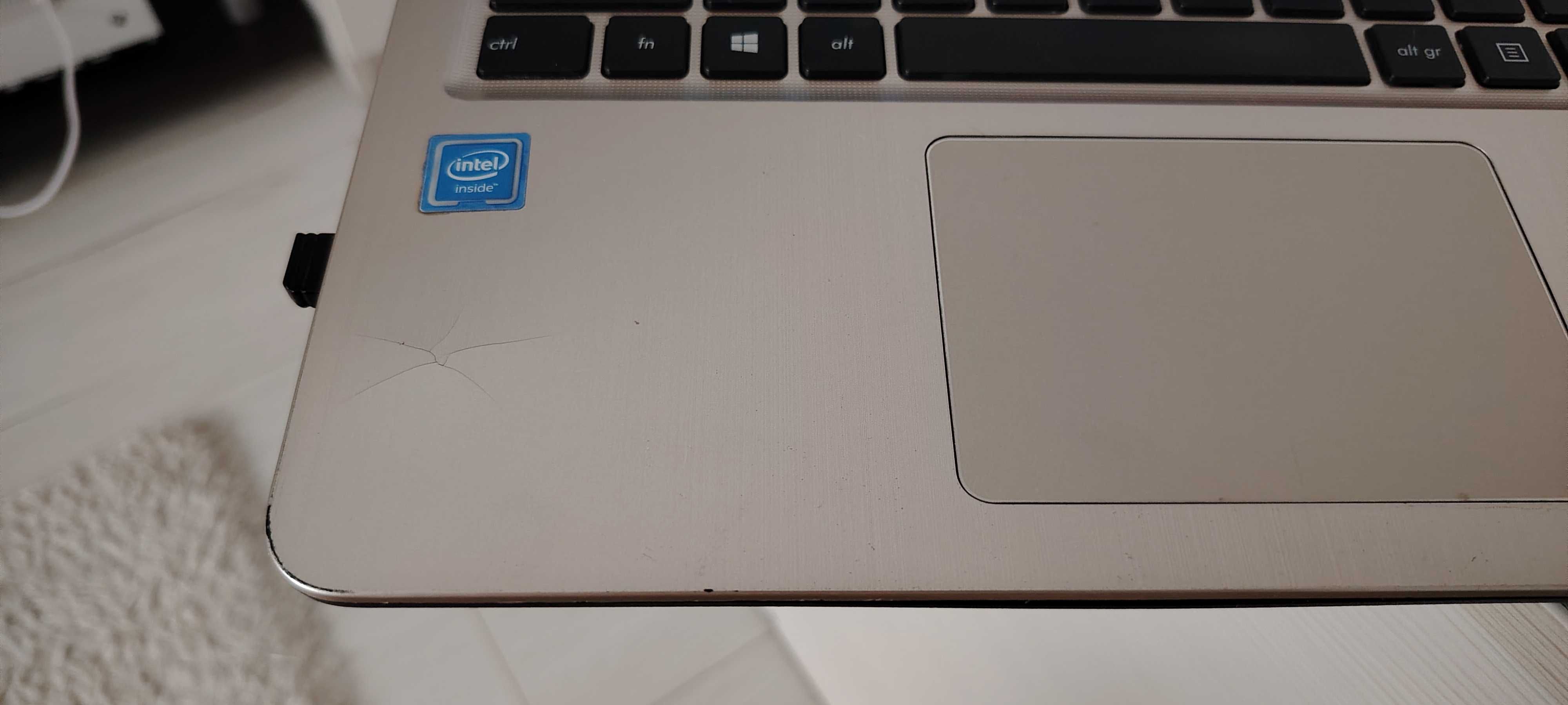 Laptop Asus X540MA