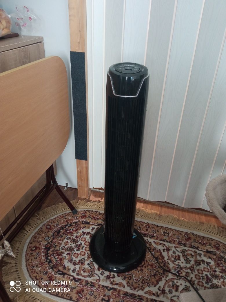 Ventilator vertical concept cu telecomanda