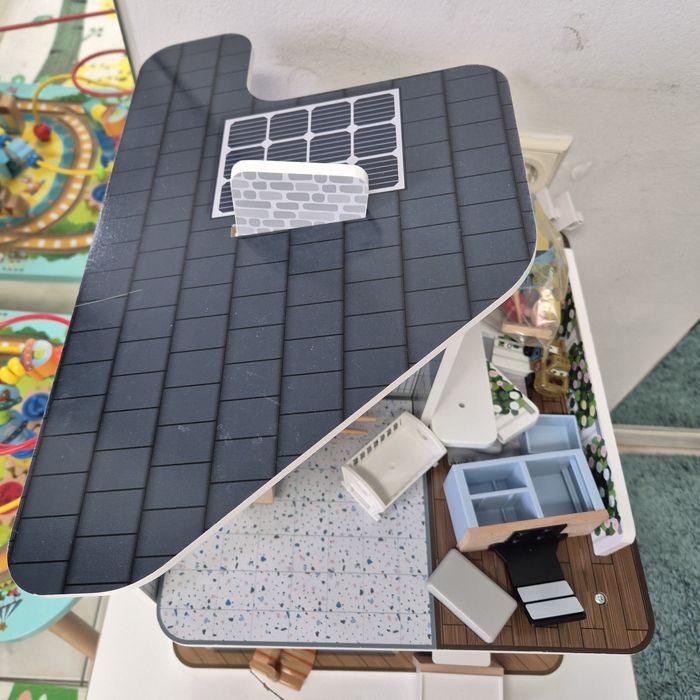 Къща за Кукли от Лидл