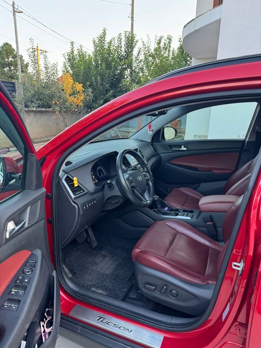 Hyundai Tucson  Luxury