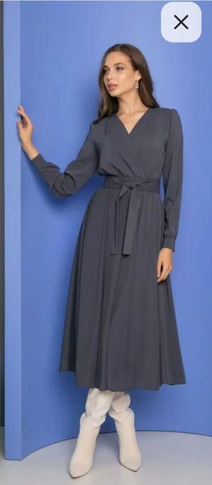 Платье серого цвета из шифона, 46 размера