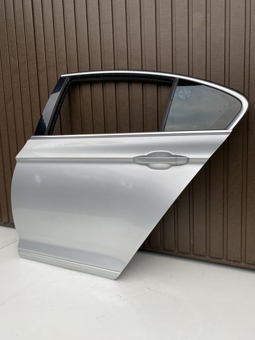 Usa st spate vw Passat B8 Limuzina cod culoare LA7W 2015-2020