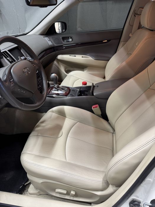 Infiniti G25 2012 г. 91.000 пробег