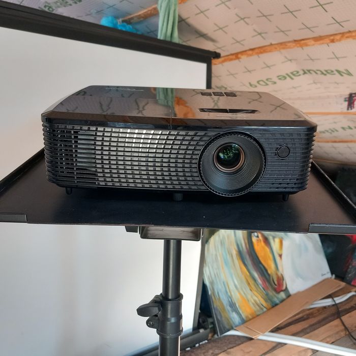 Videoproiector Optoma DLP 3D+ Stativ+ Panza mobila Alba