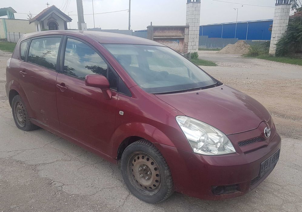 Toyota Corolla Verso 2.2 на части Тойота Корола Версо 2.2 на части