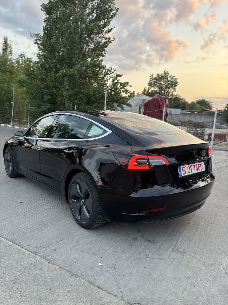 Tesla Model 3 Standard Range plus