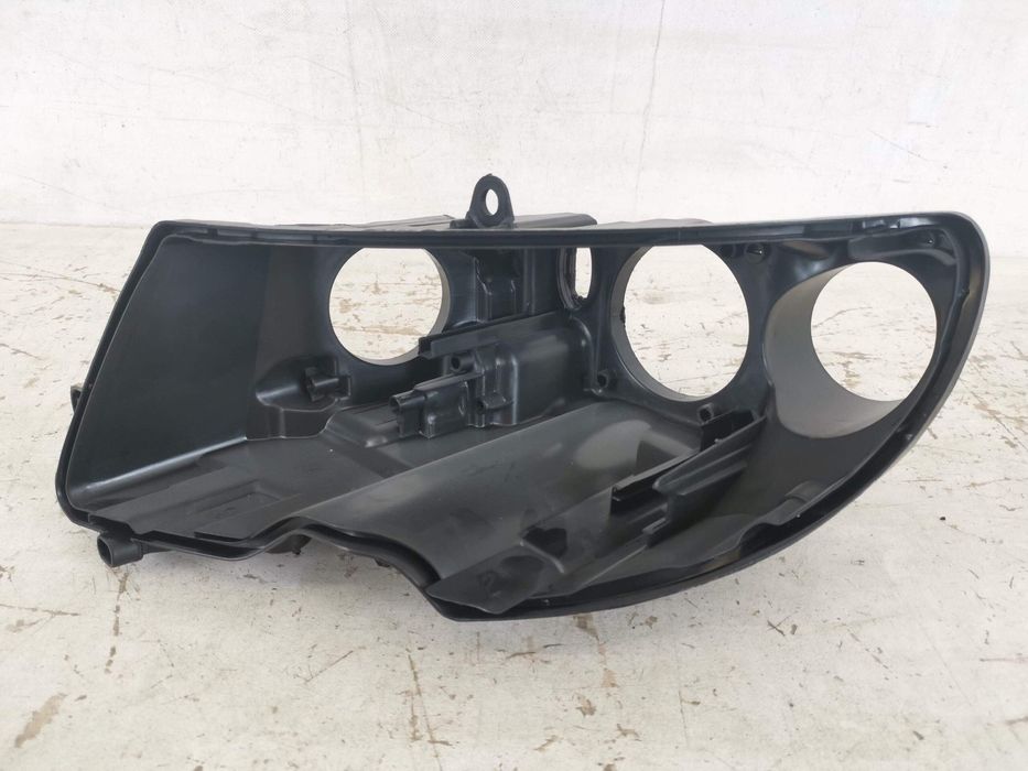 Ляв фар корпус с халогенни светлини Шкода Суперб 2 / Skoda Superb 2 [