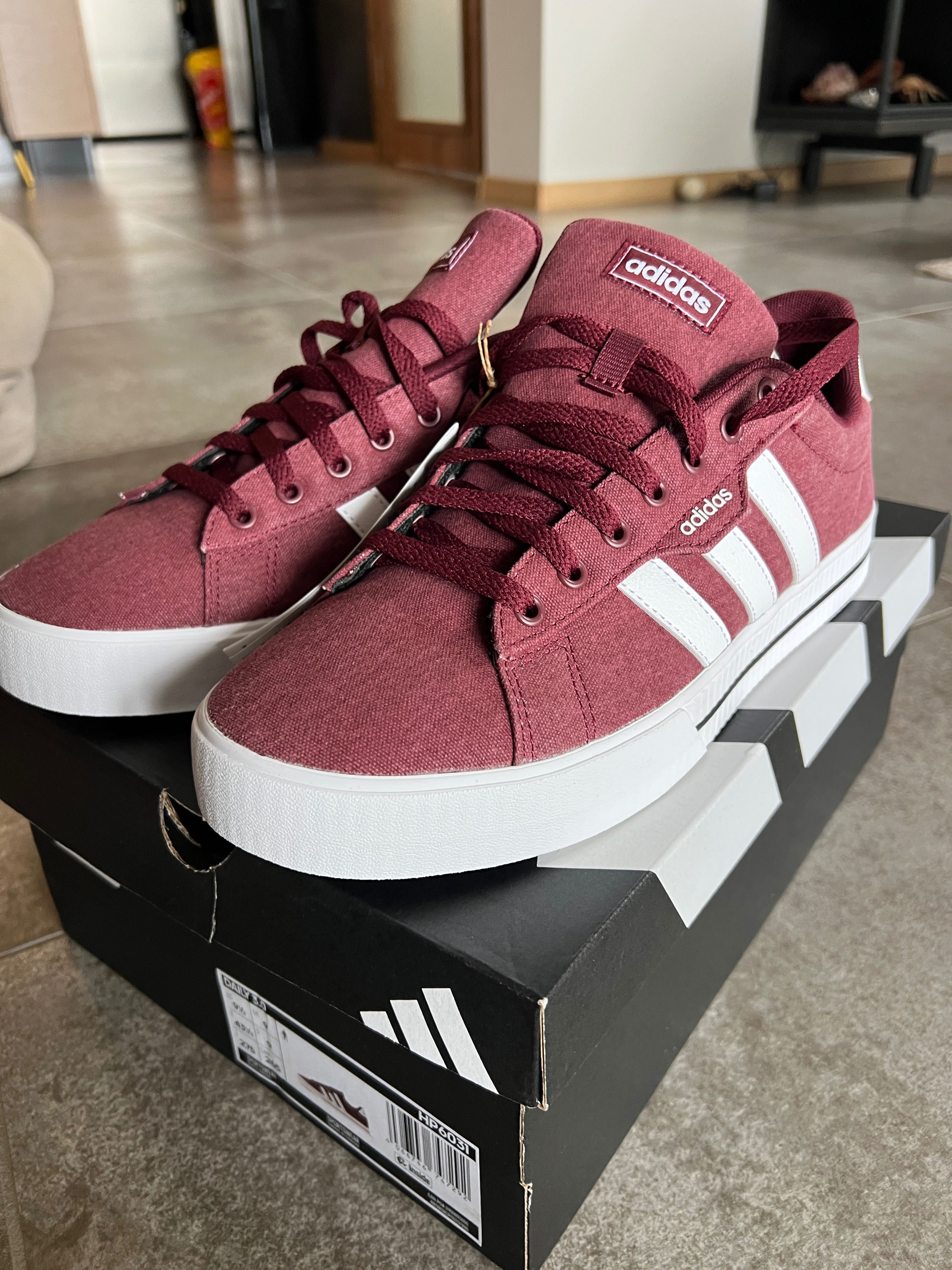 Adidas кецове , чисто нови